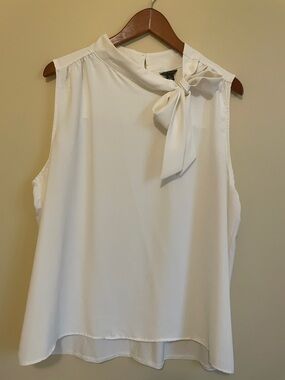 Ann Taylor Ivory Sleeveless Bow-Tie Camisole